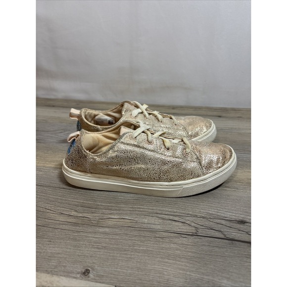 Girls 3 TOMS Peach Shiny Casual Shoe Sneaker - Picture 2 of 13